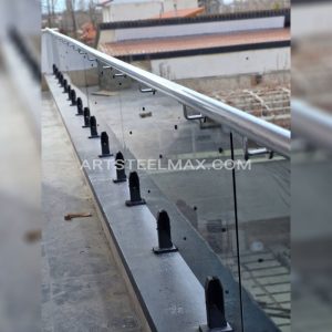 نرده استیل با گارد شیشه ای