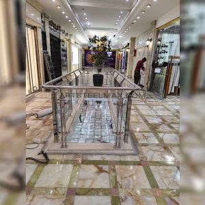 نرده استیل با گارد شیشه ای